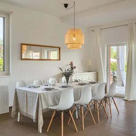 Rot Ferienhaus